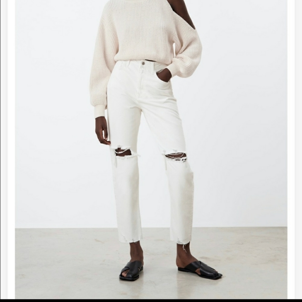 NWOT Zara Mom Fit White Denim Distressed Jeans Size 8